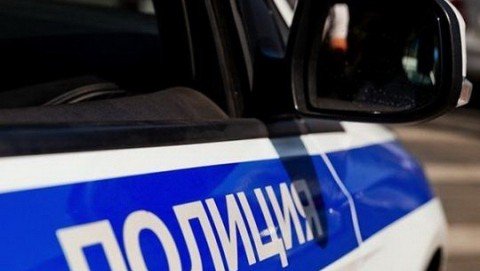 Полицейские Песчанокопского района совместно с представителями банка предотвратили мошеннические действия в отношении мужчины